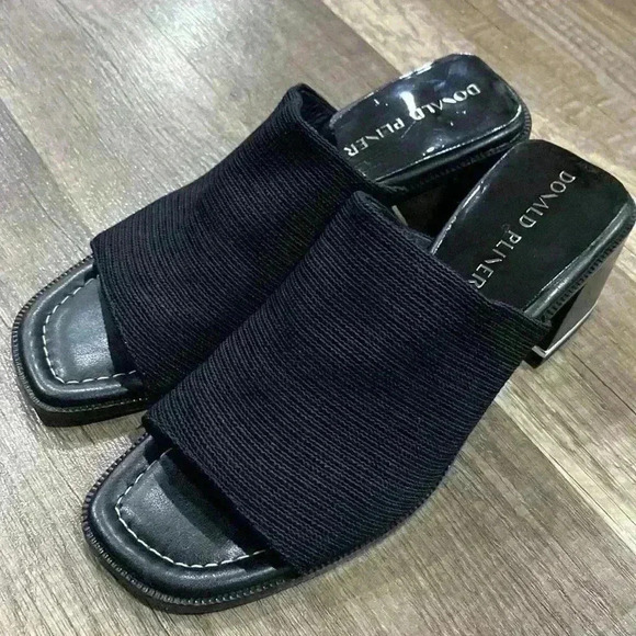 Donald Pliner Women’s Haze Black Mule Block Heel Sandal Size 7 - Picture 2 of 15